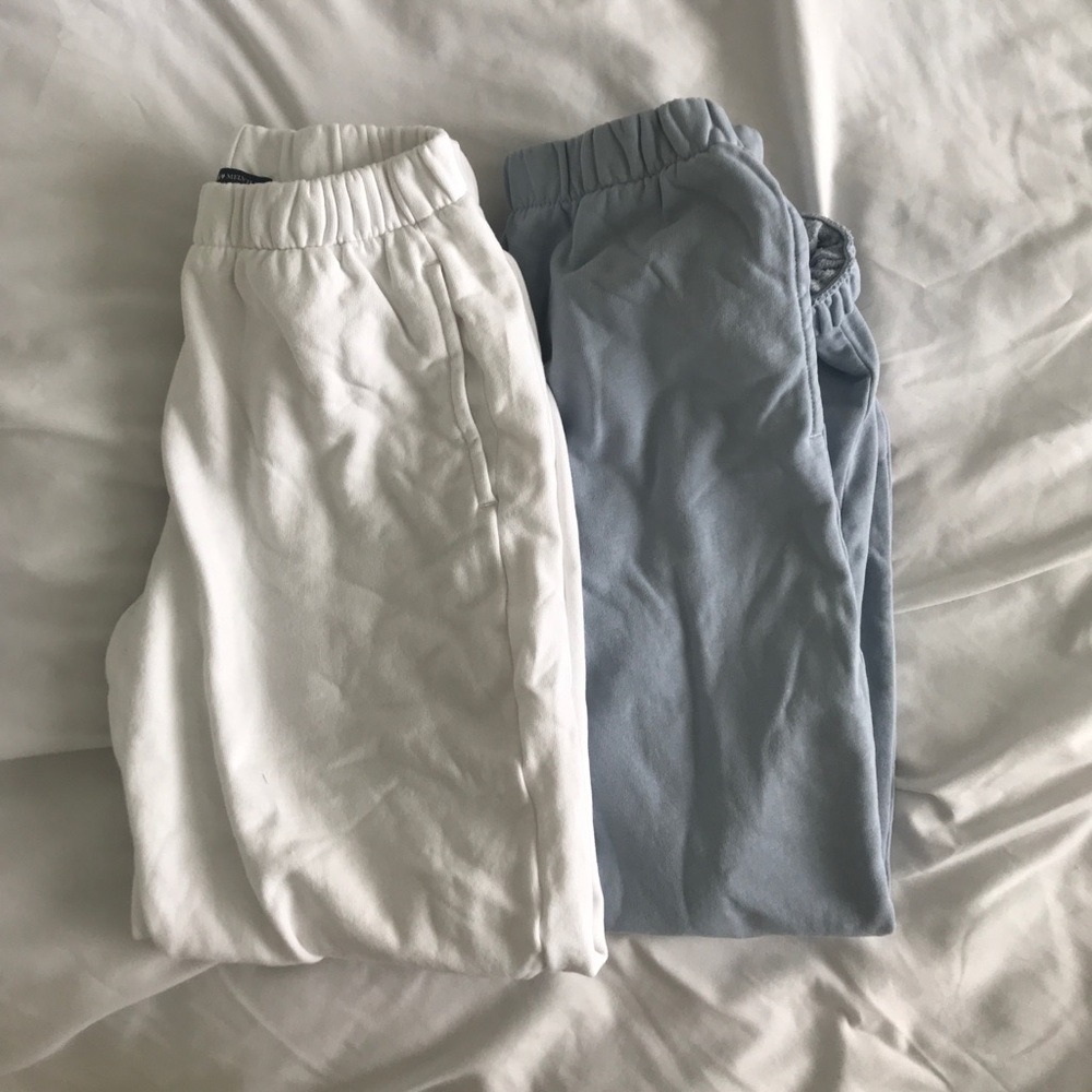 Brandy Melville Rosa Sweatpants Bundle